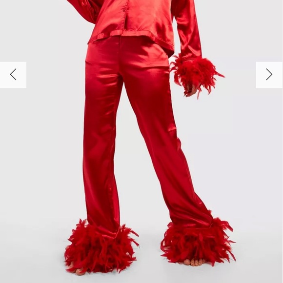 Silk red feather pajamas - Picture 3 of 3